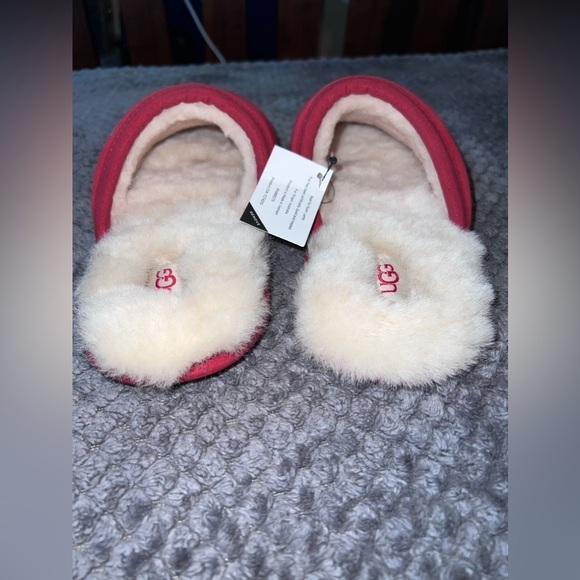 NWT UGG Scuff Logo Mens Slippers Suede Samba Red US 8 UK 7 EU 41 - Picture 9 of 10